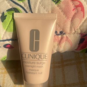 Clinique Moisture Surge Overnight Mask