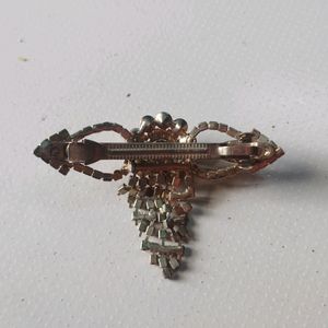 Saree pin and brooch