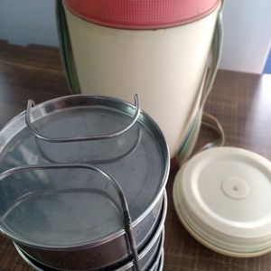 Milton Tiffin With 4 Steel Container