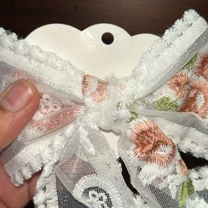 White Bow Hair Clip