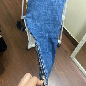 Mango skinny jeans.