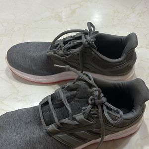 Sports Shoes (eur 39)