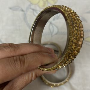 Set of bangles and kada