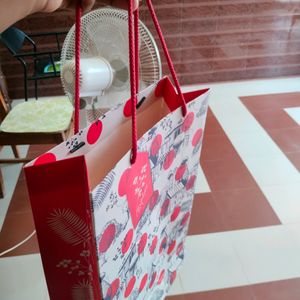 Gift Bag 🎊