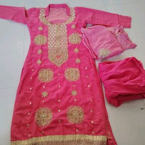 New Embroidery Kurti Set