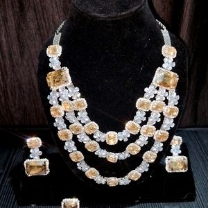 Original Glass Stone Three Leyar Necklace Set