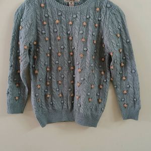 Crewneck Sweater with  Floral Handwork