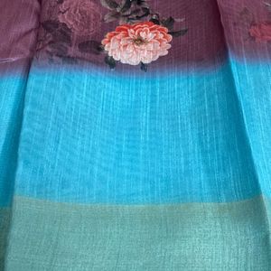 New Floral Print Saree For Grabs