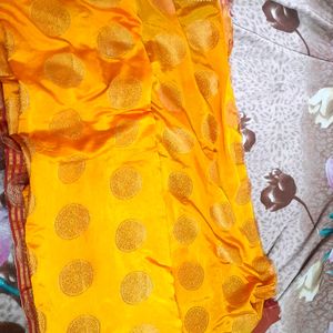 Silk Saree With Desgined Blouse Stitched