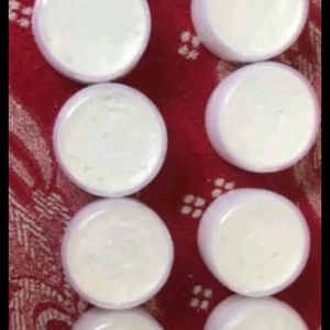 SKIN WHITENING CREAM