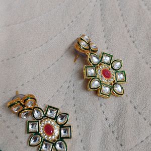 Classy Green And Kundan Jewel