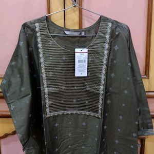 Avaasa Brand New Kurta