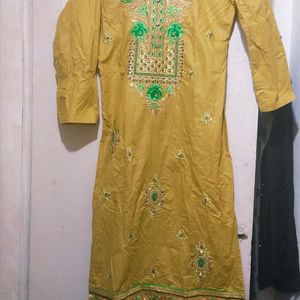 Kurti Set