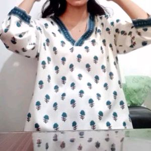 Women Printed Rayon Kurti