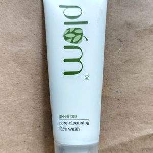 Plum Green Tea Pore Cleansing Face Wash