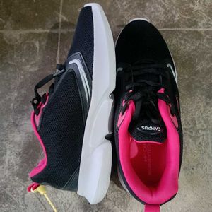 Low-Top Lace-Up Running Shoes