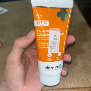 Derma Co Sunscreen