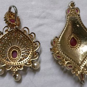 Pendents