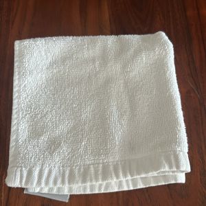 set of 2- 11*11 Inch WhiteHand Towel Cotton