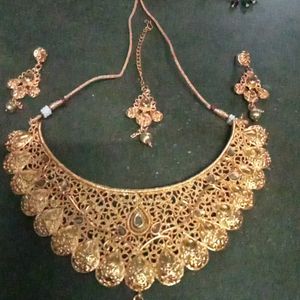 Necklace Set