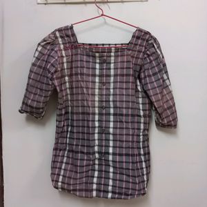 SQUARE NECKLINE TOP M/L