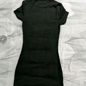 Black Ribbed Bodycon Dress....