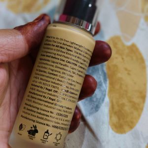 c2p professtional makeup Foundation