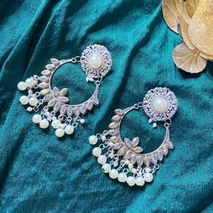 Beautiful Ronak Chandbali Jhumka