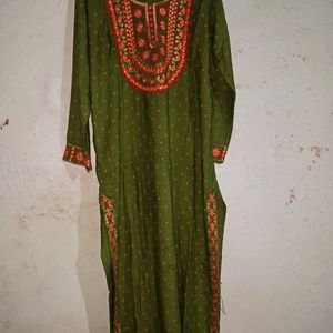 Women Olive Green Embroidered Kurti