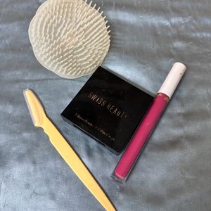 Makup And Grooming Kit