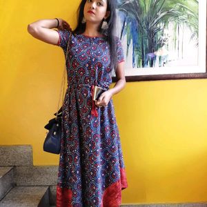 Anouk Red And Blue Kurta