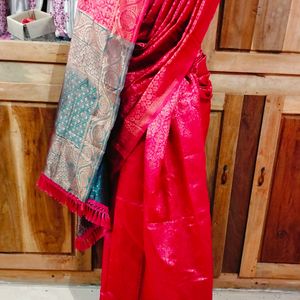 Beautiful Saree With Attached Blouse