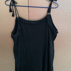 Black Top With Strings To Tie