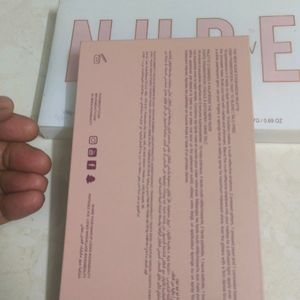 Huda Beauty Nude Eyeshadow Palette