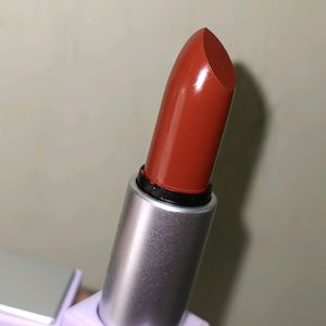 Plum Goodness Derma hues Matte Lipstick