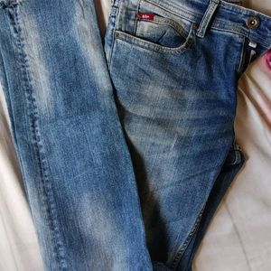 Blue Fashionable Jeans