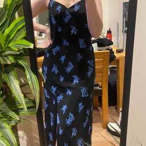 Blue Floral Maxi Lenght Dress