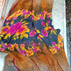 Lightweight Floral Print Saree