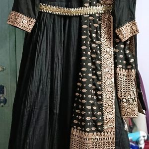 Black Ethnic Gown With Belt And Heavy Dupatta