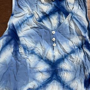 Women Maxi Sleeveless Size M/L Blue Tie dye