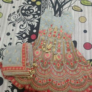 Puplum Style Top And Sharara