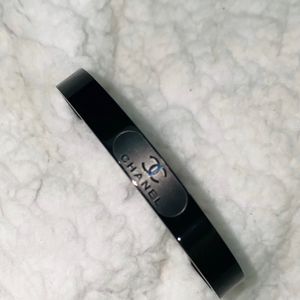 Elegant Rich Chanel Black Bracelet