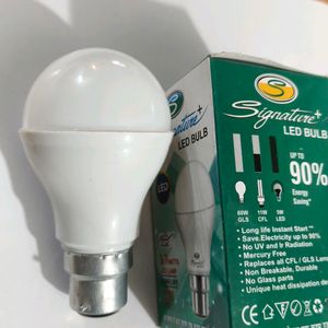 7 Watt Bulb Signature