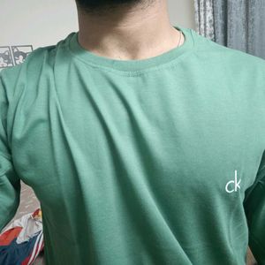 Full sleeves comfort tshirt