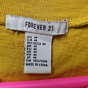 Forever 21 Cropped Tshirt