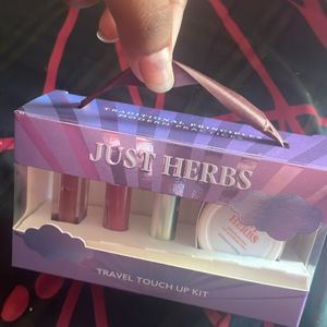 Just Herbs Makeup  And Travel Kit Combo