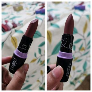 Plum Goodness Matterific Lipstick Jollywood Shade