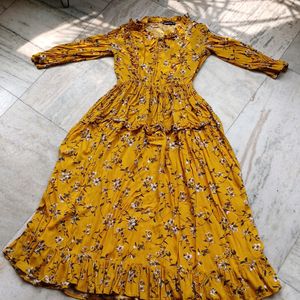 VINTAGE STYLE RUFFLE DRESS IN YELLOW 💛