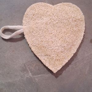 Heart Shape Natural Loofah