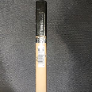 Maybelline New York Concealer Shade:deep 35